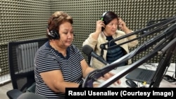 Студенттер бейтапканасынын акушер-гинекологдору Гүлзина Мадраимова жана Гүлнур Шыгаева.