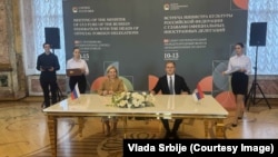 Ministar kulture Srbije Nikola Selaković i ministarka kulture Ruske Federacije Olga Ljubimova potpisali su sporazum o saradnji u oblasti kinematografske koprodukcije, 12. septembra 2025. 