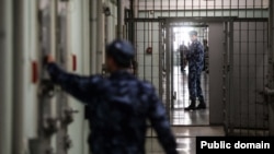 Также у Халилаева ухудшился слух, появились головные боли