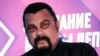 Steven Seagal este printre celebritățile care susțin Kremlinul. 