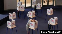 امریکايي رأی ورکوونکي خپل ولسمشر ټاکي 