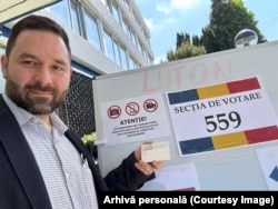 Ovidiu, profesor asociat la o universitate din Marea Britanie, după votul de la turul al II-lea al prezidențialelor.