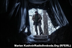 Українські військові в Донецькій області ведуть вогонь із американської самохідної артилеристської установки САУ M109 Paladin, 24 окрема механізована бригада, Часів Яр. Лютий 2025 року