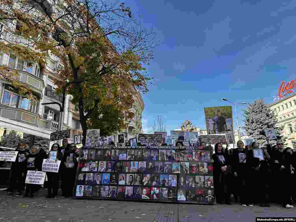 Според обвинителниот акт, во предметот Пулс, 34 физички и три правни лица се товарат за тешки дела против општата сигурност.