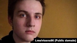 За даними джерела, Микиту Лосіка звинувачують у «сприянні екстремістській діяльності»