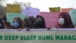 Pakistani Students Demand Virtual Exams As Universities Reopen