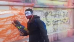 Skoplje: 'Napad' bojama na institucije