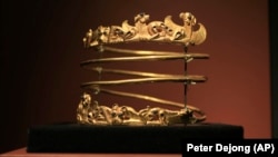 «Вернем «скифское золото», а затем и Крым». Запутанная история «скифского золота» Крыма (фотогалерея)