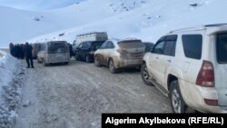 Бишкек-Ош жолу, Төө-Ашуу. Архивдик сүрөт. 