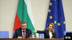 Седница на бугарскиот парламент, 12 декември 2025 година