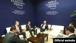 საქართველოს პრემიერ-მინისტრისა და მსოფლიო ეკონომიკური ფორუმის დამფუძნებლის, კლაუს შვაბის შეხვედრა 