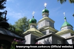 Успенська церква в гетьманському маєтку Красний Ріг