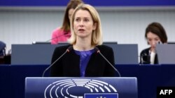 Șefa politicii externe a Uniunii Europene, Kaja Kallas, în timpul sesiunii plenare a Parlamentului European din 1 aprilie 2025.