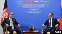 Russian Prime Minister Dmitry Medvedev and Afghan Chief Executive Abdullah Abdullah, (file photo). 
