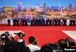 Лидеры, включая Си и Путина, во время саммита ШОС в китайском Тяньцзине 31 августа 2025 года