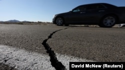 Західне узбережжя США є місцем злиття низки тектонічних плит, і підземні поштовхи тут не рідкість