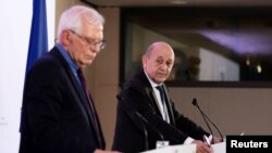 Прес-конференција по вонредниот состанок на министрите за надворешни работи на ЕУ за да разговараат за украинската криза, во Париз