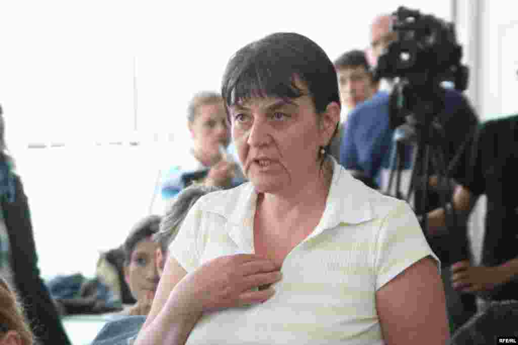 Марийка Цоцория, жена Малхаза Цоцории, арестованного бывшего вице-президента компании «Казатомпром».  - Марийка Цоцория на пресс-конференции директора правозащитной организации «Хьюман Райтс Вотч» Кеннета Росса 3 июня 2009 года в Алматы сказала, что арестованный ее муж Малхаз Цоцория содержится на конспиративной квартире КНБ по программе «охраны свидетелей», но при этом родственники не могут добиться встречи с ним.