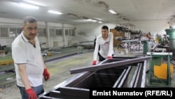 «Виндоорс» компаниясынын кызматкерлери.