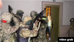 Співробітники ФСБ затримують громадян із проукраїнськими позиціями в Криму, ілюстративне фото