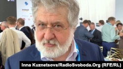 «Звичайно, можливість впливати є. Було би смішно говорити, що її немає. Чи користуюсь я цим? Ні», – сказав Ігор Коломойський