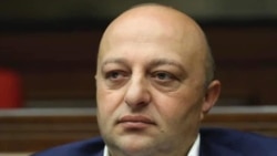 ԱԺ-ն քննարկում է պատգամավոր Արթուր Սարգսյանին անձեռնմխելիությունից զրկելու միջնորդագիրը