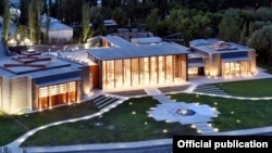 Ҷамоатхона. Хоруғ. Акс аз бойгонӣ