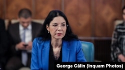 Ana Birchall, încă ministru al Justiției, după ce președintele Klaus Iohannis refuză să semneze decretul de revocare din funcție.