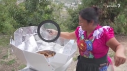 مېکسیکو کې ښځو پر لمرينو انګېټيو پخلی کول پیل کړی