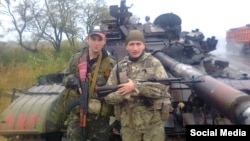 Лугансктагы орусиялык жалданма аскерлер, 2016-жылдын март айында жарыяланган сүрөт.