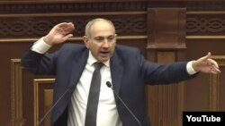 Armenia - Prime Minister Nikol Pashinian attacks former Presidents Levon Ter-Petrosian, Robert Kocharian and Serzh Sarkisian in the parliament, Yerevan, March 26, 2025.