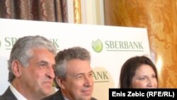 Predstavnici Sberbank i Volksbank na predstavljanju u Zagrebu, 12. travnja 2012.