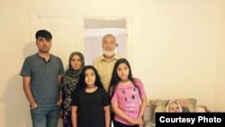 Bibikhal Uzbeki's son and grandchildren