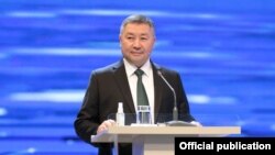 Канатбек Исаев.