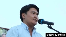 Адил Турдукулов.