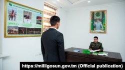 Призывник в военкомате. Туркменистан (Иллюстративное фото)