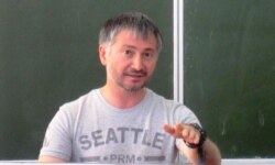 Әхмәт Ярлыкапов