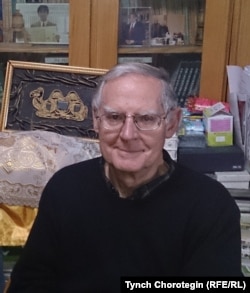 Манас таануучу Карл Райхл Бээжинде. 22.10.15.