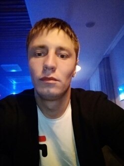 Виктор Ахрамов.