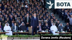 Presidenti serb, Aleksandar Vuçiq, gjatë paradës ushtarake në Serbi më 20 shtator 2025. 