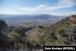 თბილისის კიდევ ერთი ხედი მახათის (მეხის) მთიდან