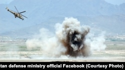 آرشیف، حمله هوایی نیروهای افغان بر مواضع مخالفین مسلح