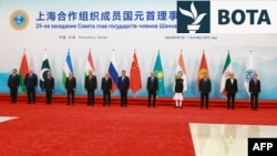 Udhëheqësit e shteteve anëtare të SCO-së gjatë samitit të bllokut në Tianjin të Kinës më 1 shtator 2025. 