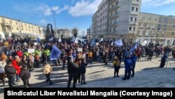Angajații de la Damen Mangalia au ieșit în stradă pentru a protesta. 28 ianuarie 2025.