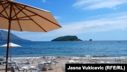 Slovenska plaža u Budvi