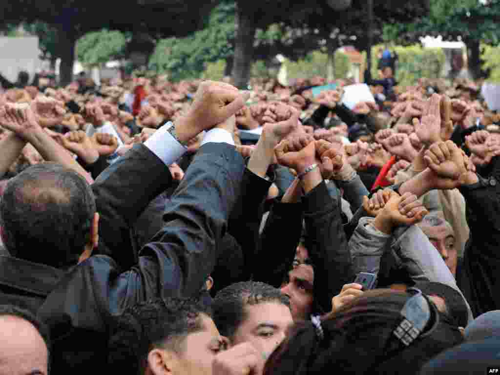 Protesti u centru Tunisa, 14. januara 2011