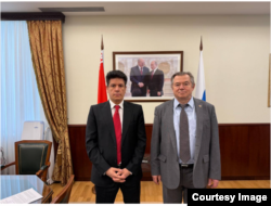 მამუკა ფიფია სერგეი გლაზევთან ერთად, რუსი პოლიტიკოსის კაბინეტში. 2025 წლის 5 მაისი