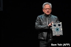 Jensen Huang, directorul general al Nvidia, cea mai mare companie de semiconductoare din lume, vorbind în deschiderea expoziției Computex 2024, la Taipei, 2 iunie 2024.