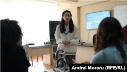 Lecție de limba chineză la centrul „Confucius” de la ULIM, februarie 2024.