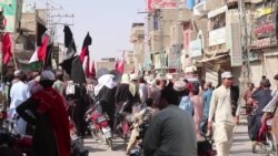 په بلوچستان کې د کاربندېز پر مهال پولیسو ځیني سیاسي مشران نیولي دي